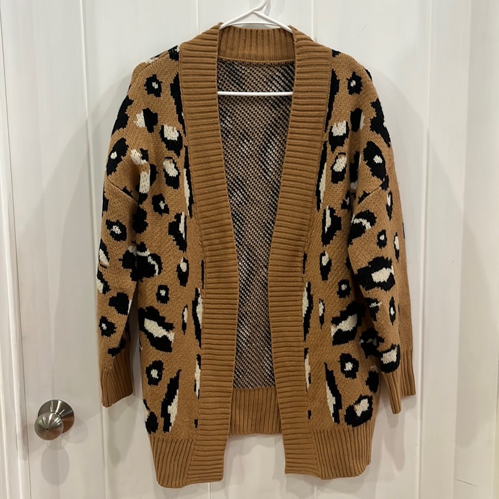 Cheetah Sweater Cardigan Size Small